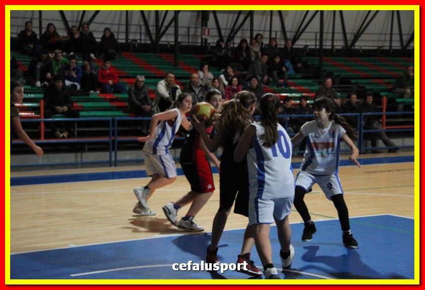 150228 Basket_U13F 116_tn.jpg